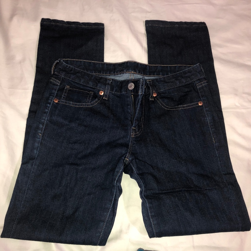 Uniqlo Straight Skinny Jeans NWOT (see exact measurements in description)